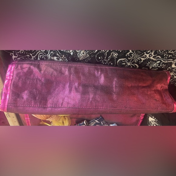 Gorgeous Juicy Couture tote bag so sparkly! Excellent used condition! - Picture 9 of 12